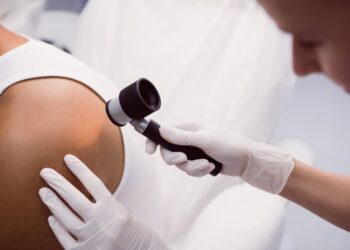 CHIRURGIA DERMATOLOGICĂ