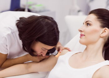 CHIRURGIA DERMATOLOGICĂ