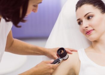 DERMATOLOGIE MEDICALA