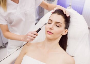 DERMATOLOGIE MEDICALA